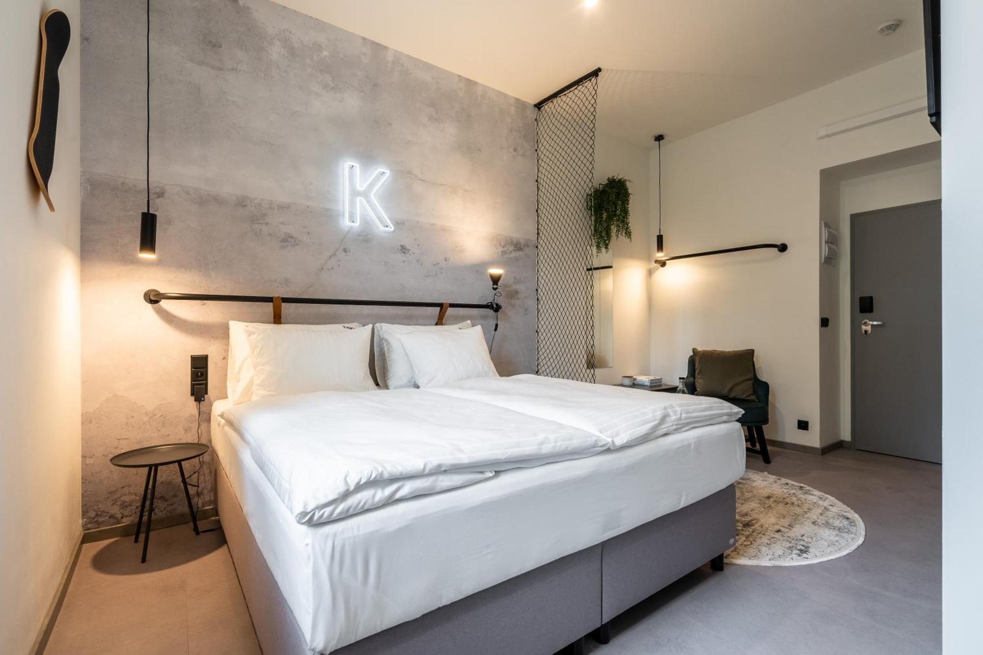 프라하 Honest Karlin 아파트 호텔 외부 사진